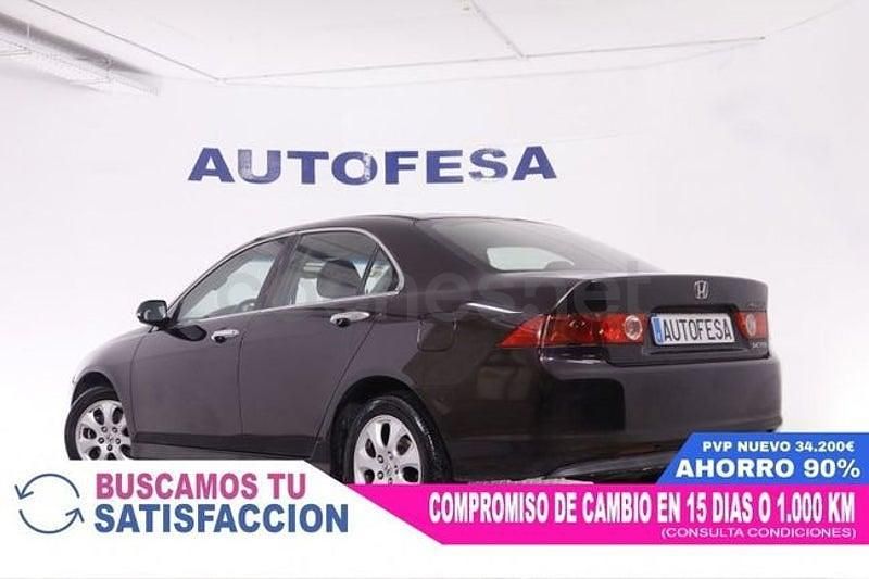 Usado Honda Accord Sport 140 CV (102 kW) 2007 Gris / plata Berlina
