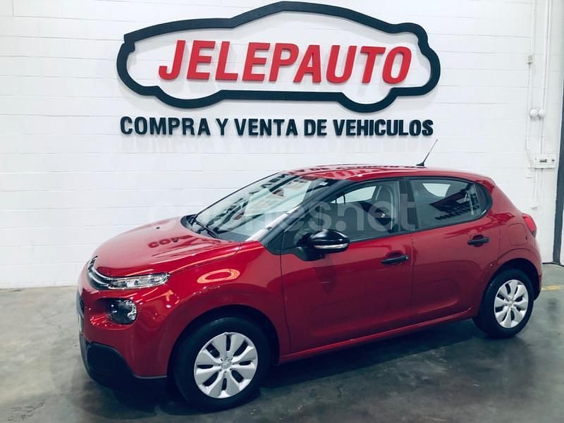 Usado Citroën C3 Live 68 CV (50 kW) 2018 Granate Utilitario