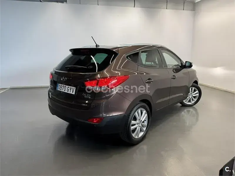 Usado Hyundai ix35 GLS 184 CV (135 kW) 2010 Marrón SUV