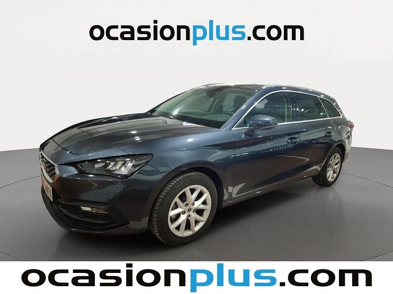 Usado Seat Leon Style 116 CV (85 kW) 2025 Gris Monovolumen