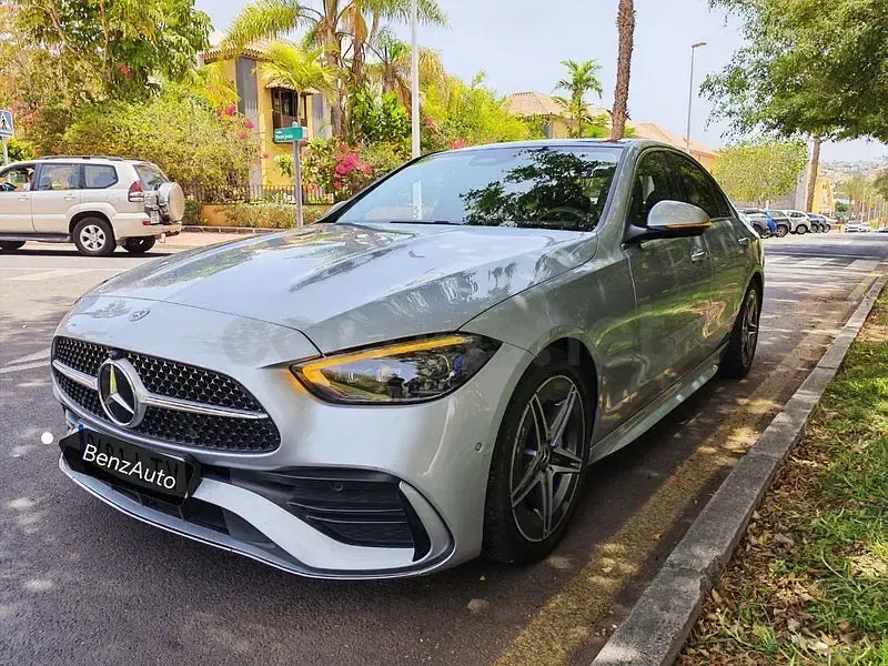 Usado Mercedes C220 194 CV (142 kW) 2021 Gris / plata Berlina