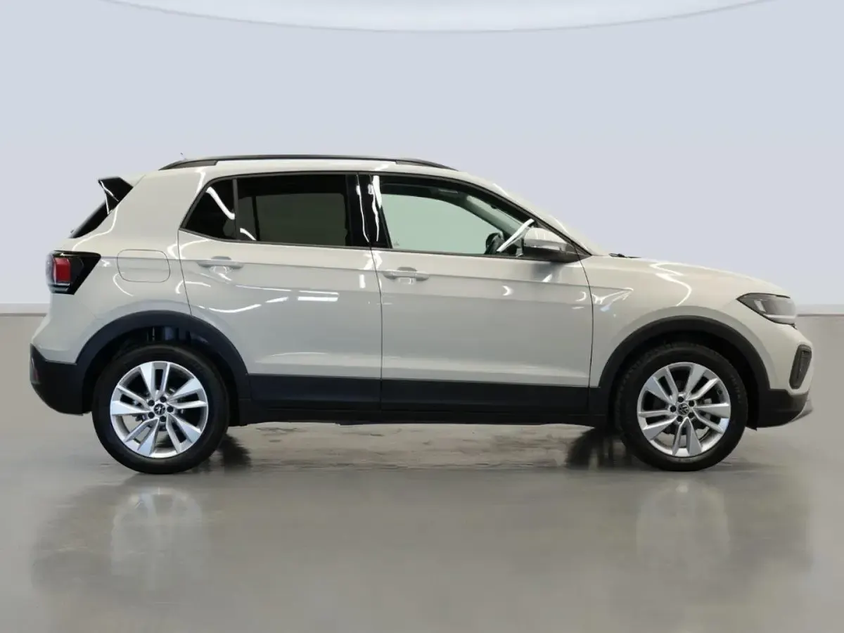 Usado VW T-Cross 116 CV (85 kW) 2025 Beige SUV