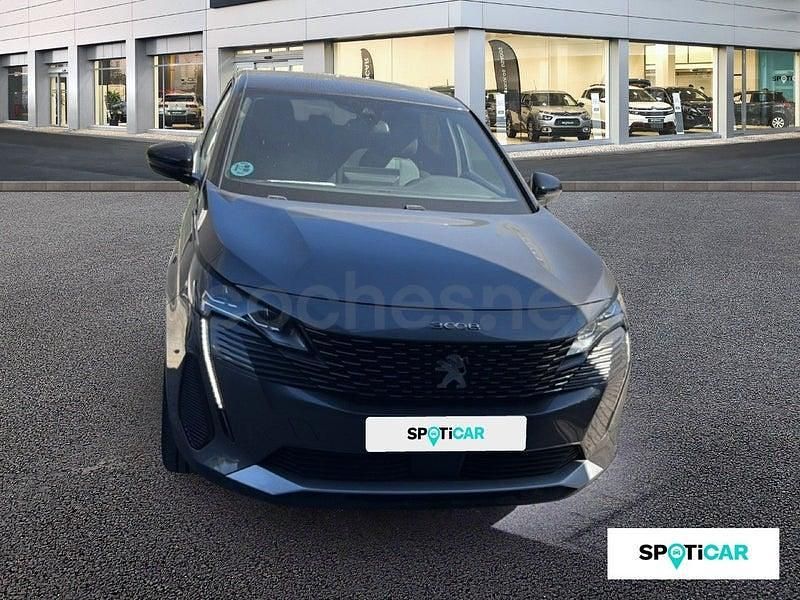 Usado Peugeot 3008 Allure 130 CV (95 kW) 2023 Gris / plata SUV