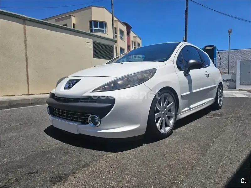 Usado Peugeot 207 RC 175 CV (128 kW) 2007 Blanco Berlina