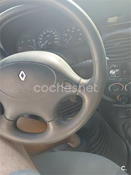 Azul Usado 1997 Renault Mégane Coupé Coupe | 1550 € - Imagen 1/4
