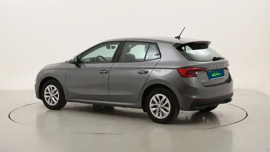 Usado Skoda Fabia Ambition 95 CV (69 kW) 2022 Utilitario