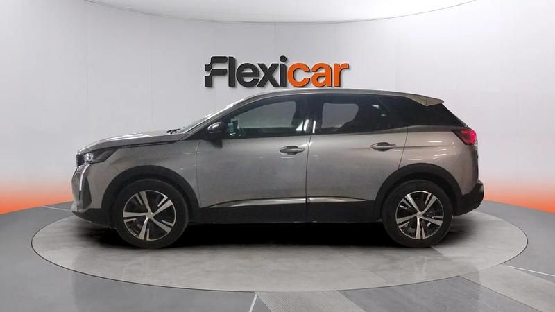 Usado Peugeot 3008 Allure 131 CV (96 kW) 2024 Gris SUV