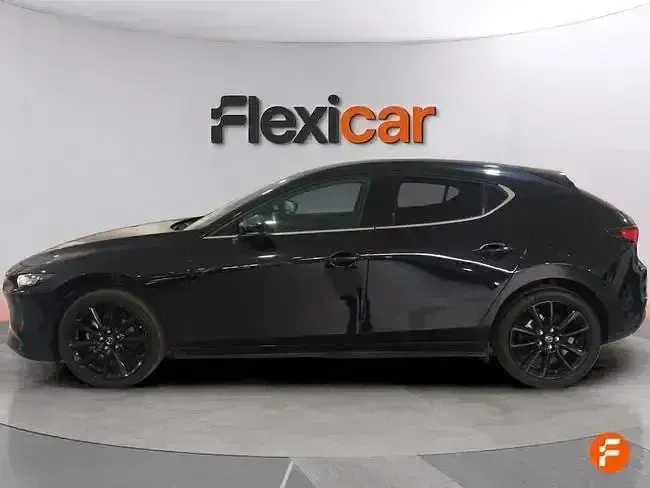 Usado Mazda 3 122 CV (89 kW) 2023 Negro Berlina