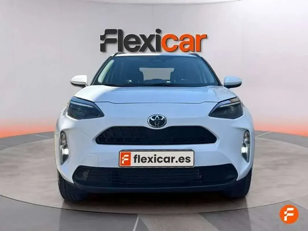 Nuevo Toyota Yaris Cross Active 131 CV (96 kW) 2026 Blanco SUV