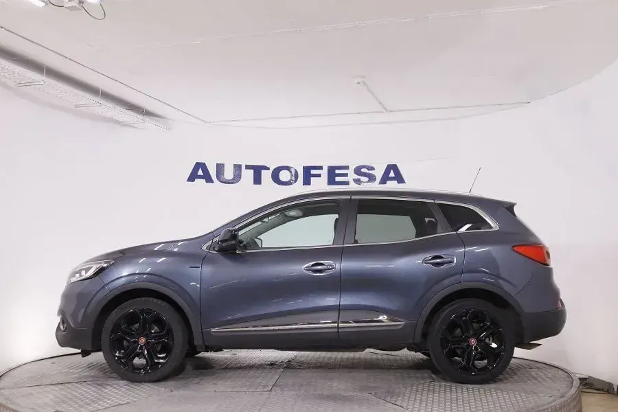 Usado Renault Kadjar Black Edition 130 CV (95 kW) 2016 Gris SUV