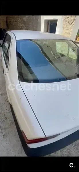 Usado BMW 320 150 CV (110 kW) 1992 Blanco Berlina