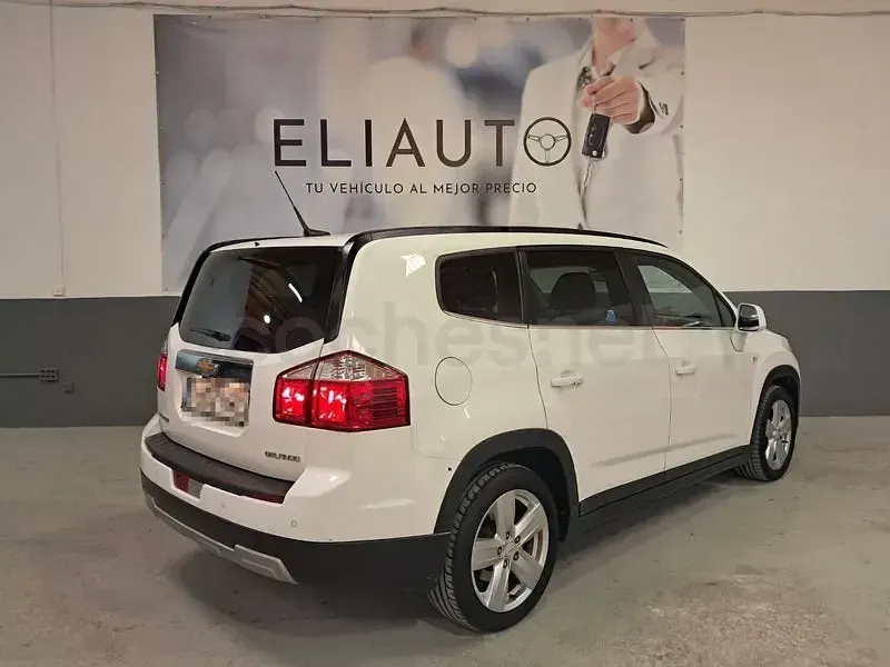 Usado Chevrolet Orlando LTZ 141 CV (103 kW) 2013 Blanco Monovolumen