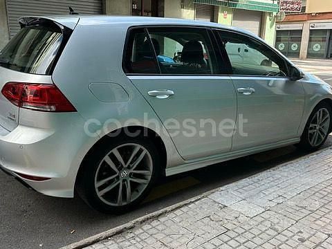 Usado VW Golf VII Sportline 110 CV (80 kW) 2015 Gris / plata Berlina