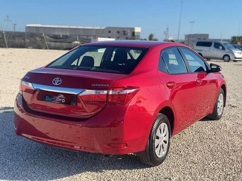 Usado Toyota Corolla Active 101 CV (74 kW) 2014 Burdeos Berlina