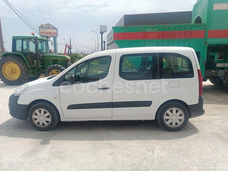 Blanco Usado 2018 Citroën Berlingo Live Monovolumen | 9900 € (Precio justo) - Imagen 1/4
