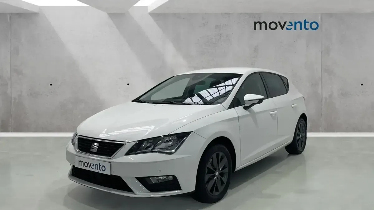 Usado Seat Leon Style 116 CV (85 kW) 2020 Blanco Berlina