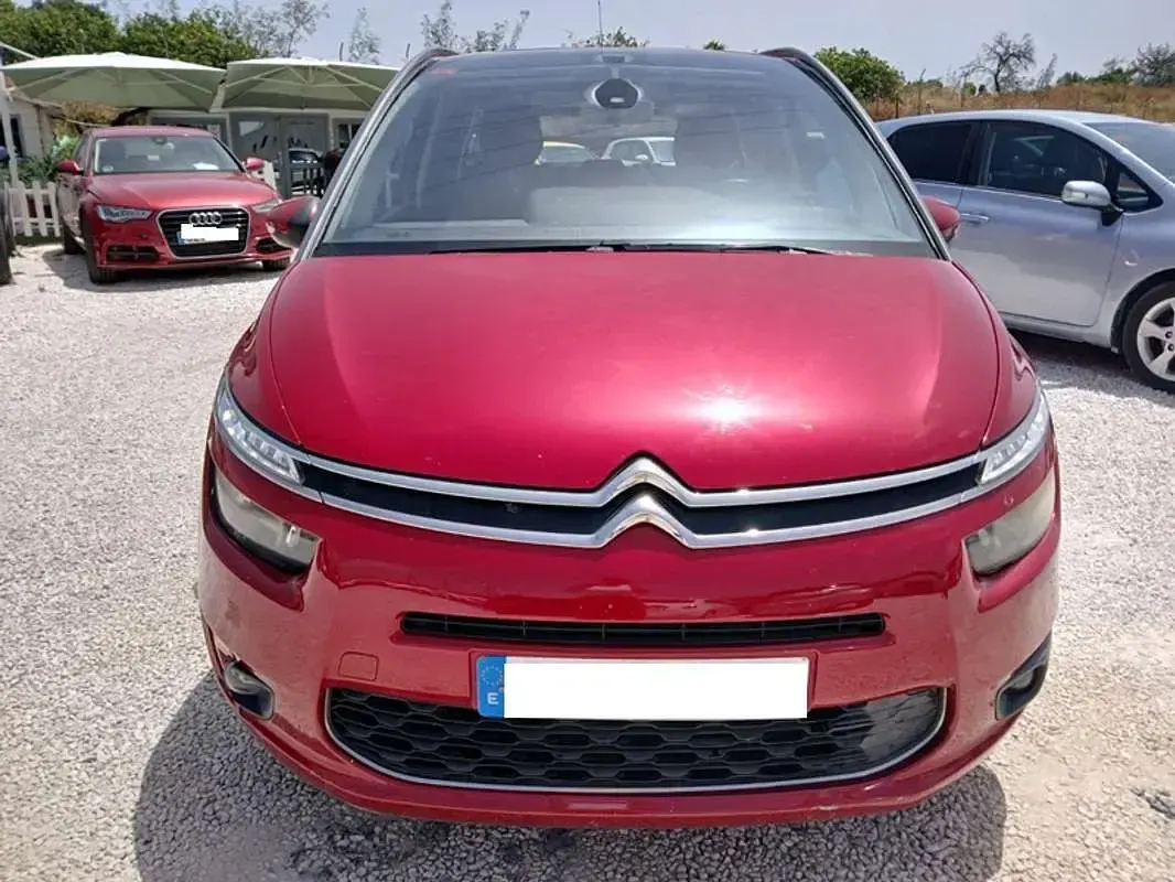 Usado Citroën Grand C4 Picasso Intensive 116 CV (85 kW) 2014 Rojo Monovolumen