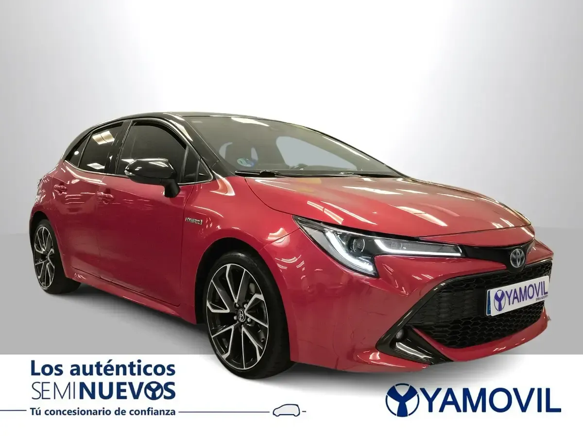 Usado Toyota Corolla Style 184 HP (135 kW) 2019 Vermelho Sedan