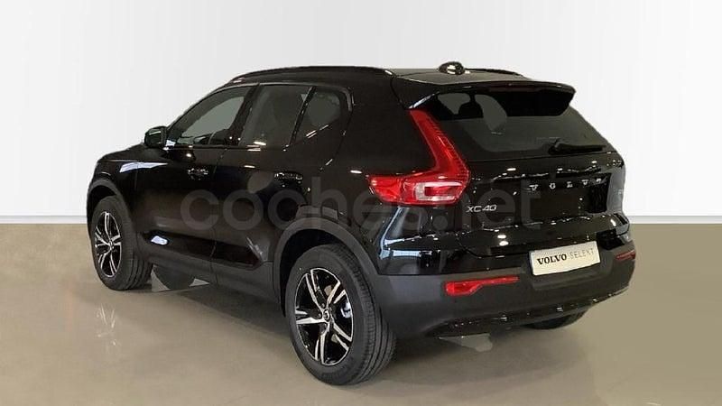Nuevo Volvo XC40 Plus 163 CV (119 kW) 2025 Negro SUV
