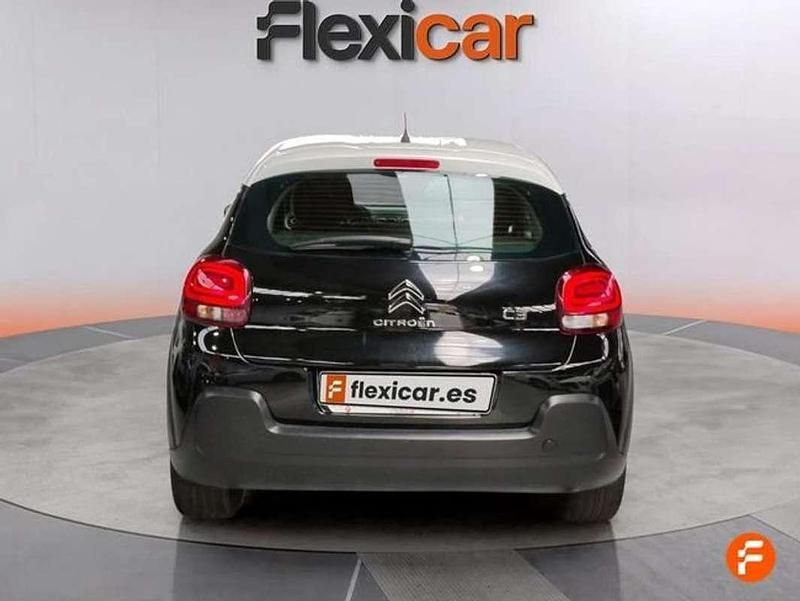 Usado Citroën C3 Feel 110 CV (80 kW) 2022 Negro Utilitario