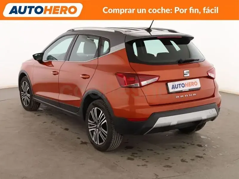 Usado Seat Arona Ecomotive 95 CV (69 kW) 2018 Naranja SUV