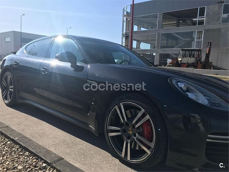 Usado Porsche Panamera 430 CV (316 kW) 2014 Negro Berlina