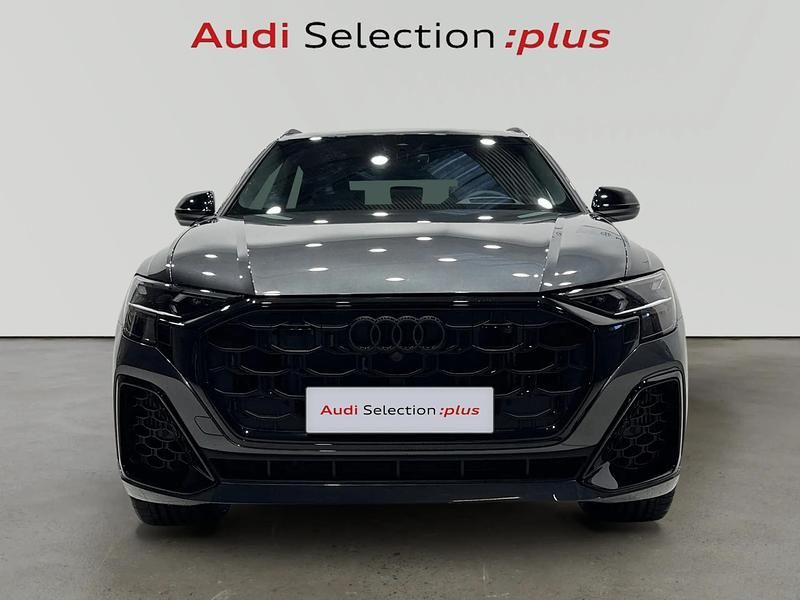 Usado Audi Q8 350 CV (257 kW) 2025 Gris/plata SUV