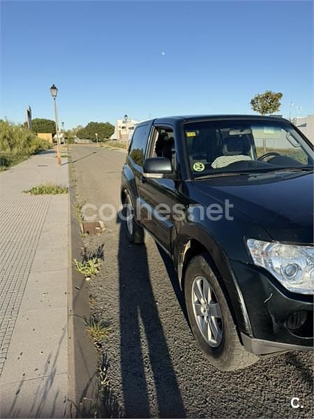 Usado Mitsubishi Montero Invite 160 CV (117 kW) 2007 Verde SUV