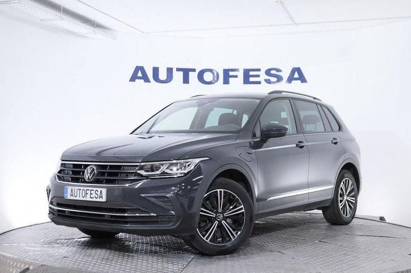 Gris Usado 2022 VW Tiguan Life SUV | 25.850 € (Super precio) - Imagen 1/4