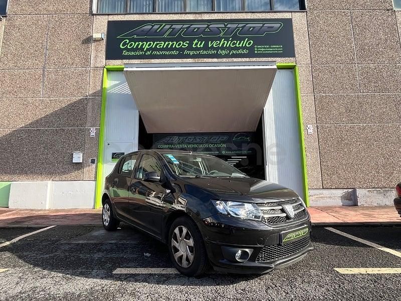 Usado Dacia Sandero Lauréate 75 CV (55 kW) 2014 Negro Berlina