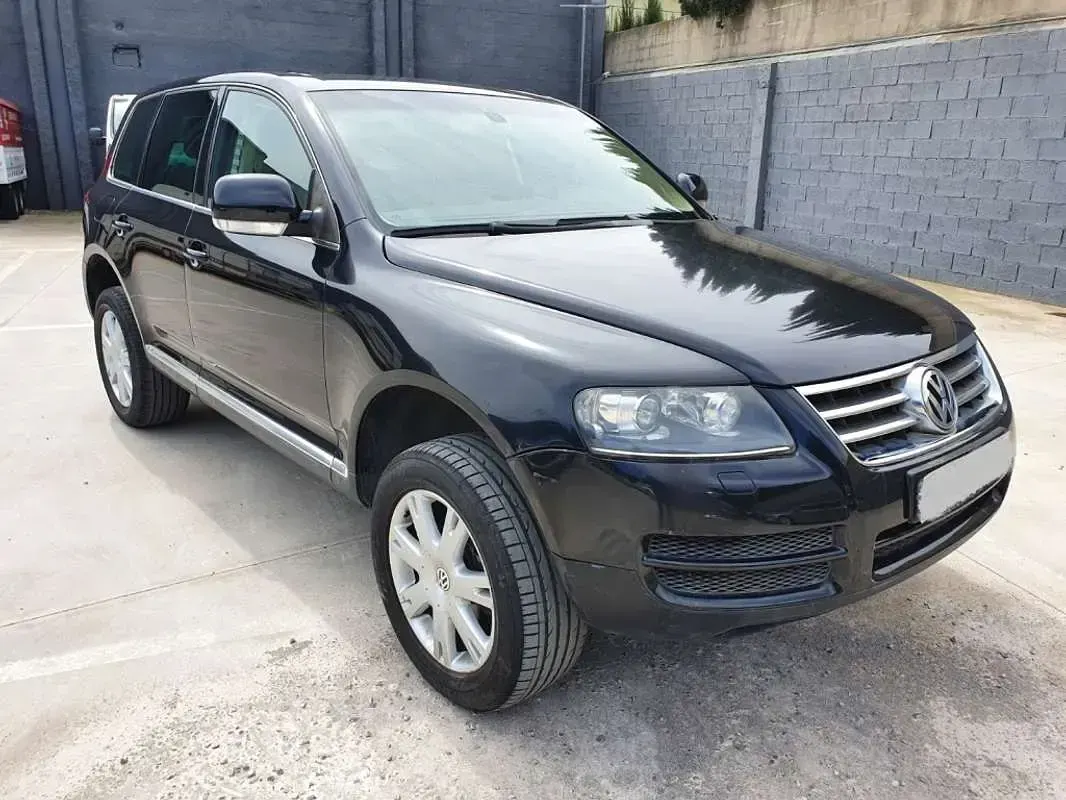 Usado VW Touareg R 174 CV (127 kW) 2006 Negro SUV
