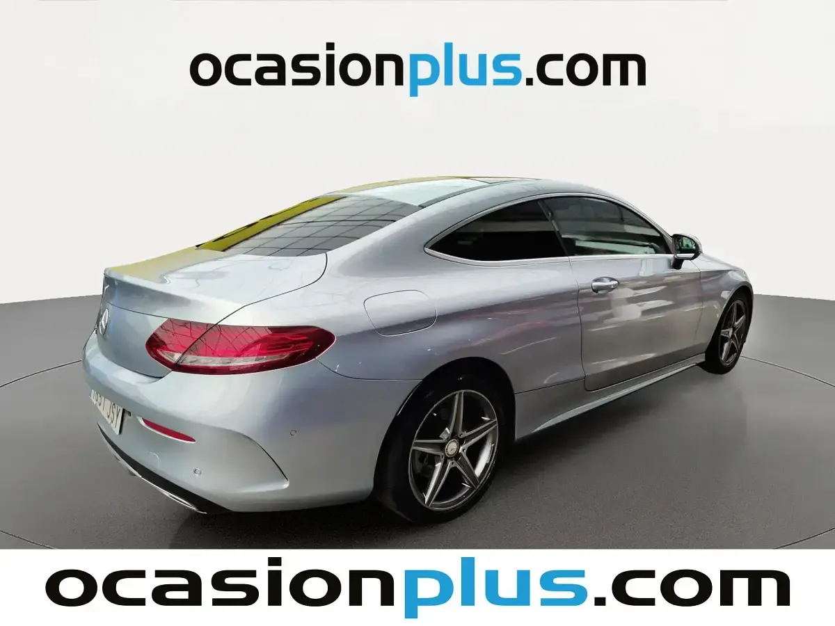 Usado Mercedes C250 204 CV (150 kW) 2016 Gris Coupe