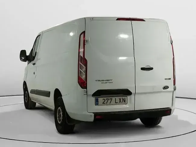 Usado Ford Transit Custom 131 CV (96 kW) 2022 Blanco Berlina