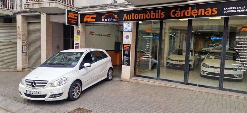 Blanco Usado 2011 Mercedes B180 Monovolumen | 11.990 € (Caro) - Imagen 1/4