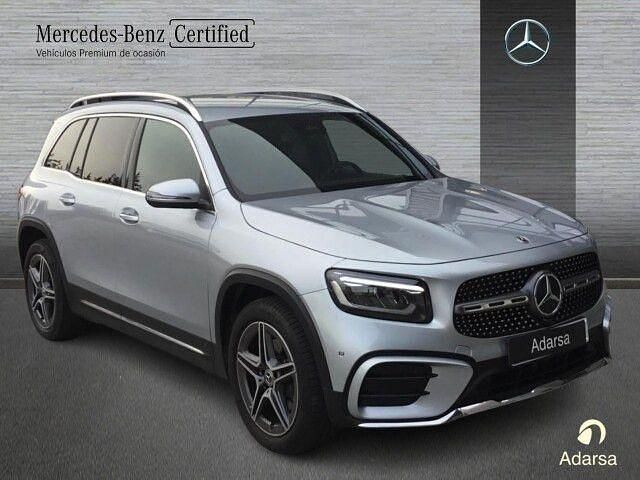 Usado Mercedes GLB200 163 CV (119 kW) 2025 Plata hightech SUV