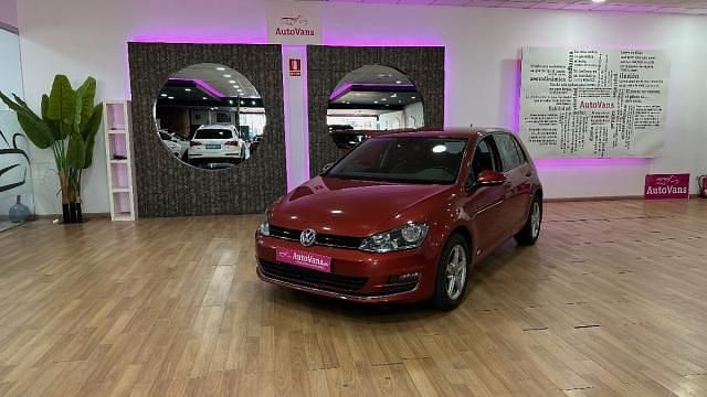 Usado VW Golf VII Highline 105 CV (77 kW) 2013 Rojo Utilitario