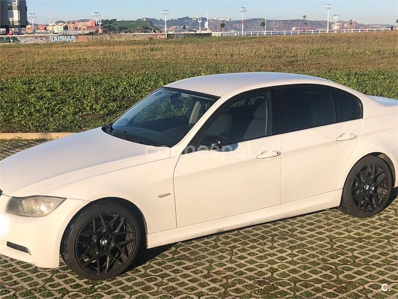 Usado BMW 318 122 CV (89 kW) 2008 Blanco Berlina