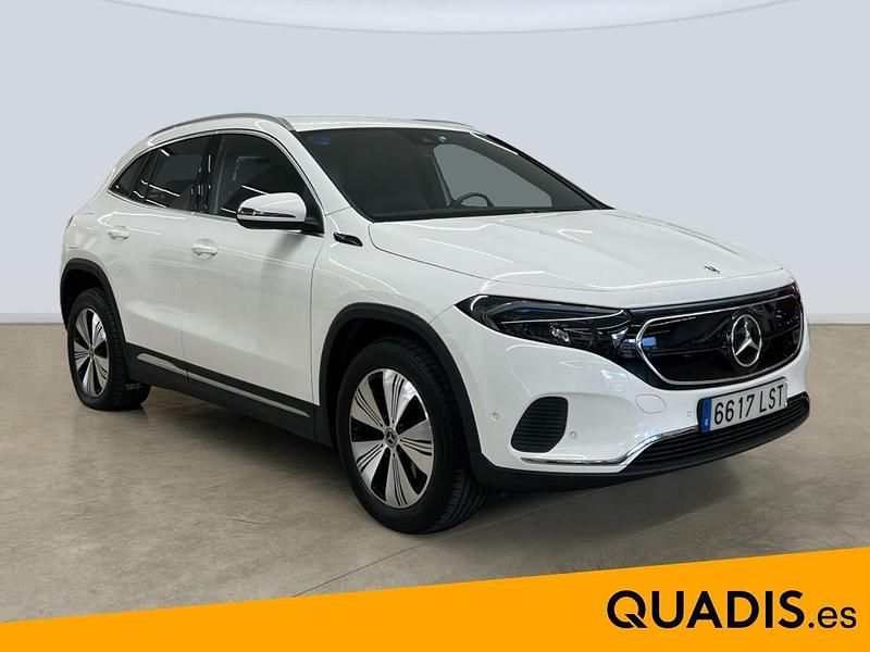 Käytetty Mercedes EQA250 139 kW (190 HP) 2021 Valkoinen Katumaasturi