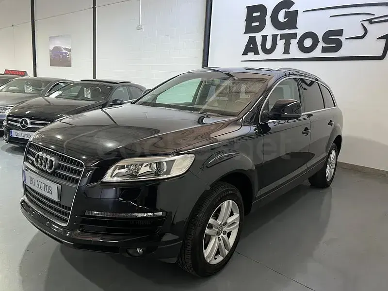 Usado Audi Q7 240 CV (176 kW) 2008 Negro SUV