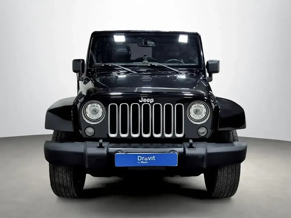 Usado Jeep Wrangler Sahara 287 CV (211 kW) 2018 Negro SUV