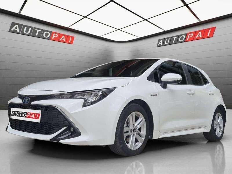 Blanco Usado 2021 Toyota Corolla Business Edition Utilitario | 16.900 € (Buen precio) - Imagen 1/4