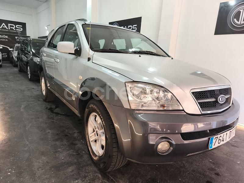 Gris / plata Usado 2006 Kia Sorento SUV | 4700 € (Buen precio) - Imagen 1/4