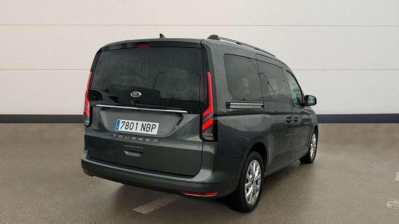 Usado Ford Tourneo Connect Titanium 122 CV (89 kW) 2025 Gris Monovolumen