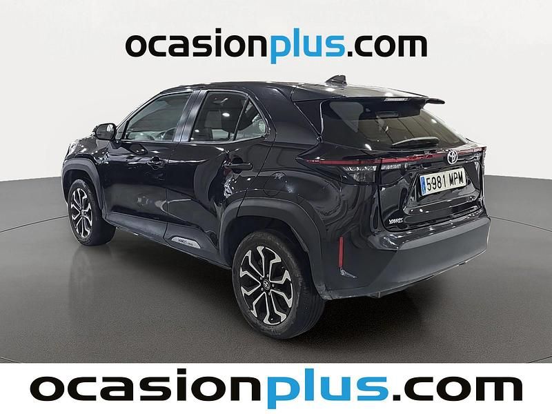 Usado Toyota Yaris Cross Active 116 CV (85 kW) 2024 Negro SUV