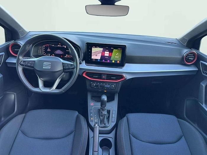 Usado Seat Ibiza FR 110 CV (80 kW) 2022 Gris Utilitario