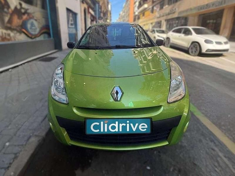 Usado Renault Clio II Authentique 75 CV (55 kW) 2011 Verde Utilitario