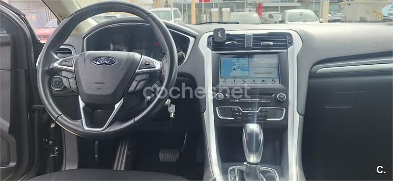 Usado Ford Mondeo Titanium 150 CV (110 kW) 2018 Negro Berlina