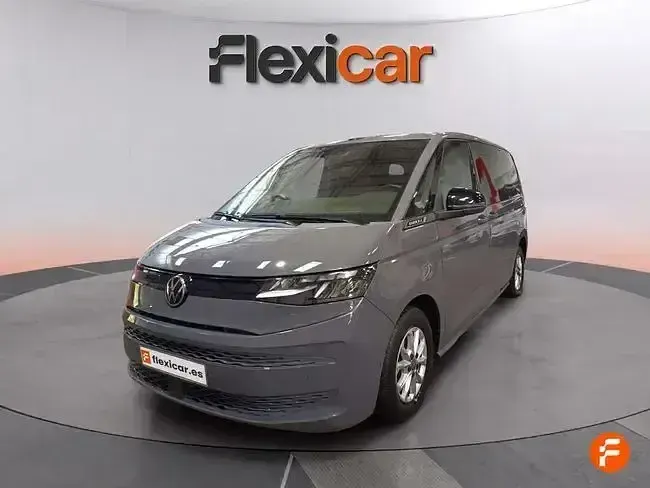 Usado VW Multivan 136 CV (100 kW) 2022 Gris Monovolumen