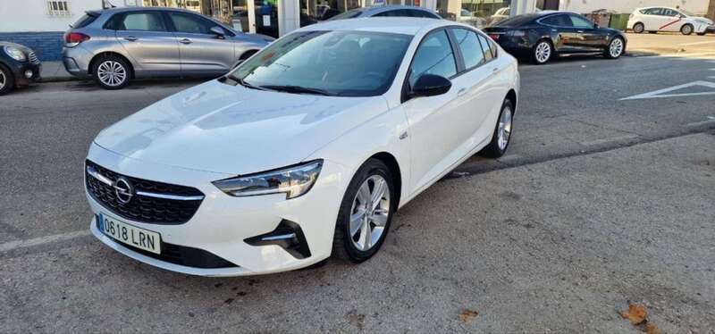Blanco Usado 2021 Opel Insignia Berlina | 11.999 € (Super precio) - Imagen 1/4