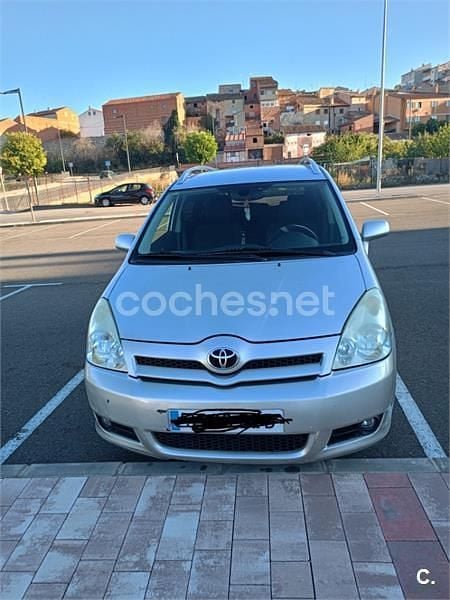 Gris / plata Usado 2005 Toyota Corolla Verso Sol Monovolumen | 3700 € (Precio justo) - Imagen 1/4